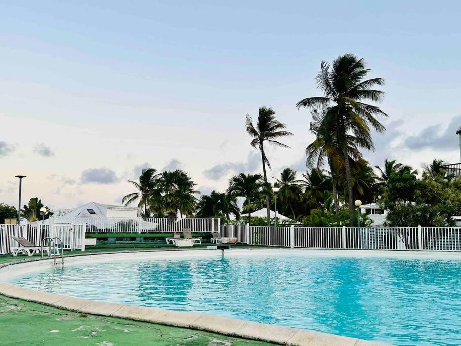 Studio Cosy Plage Et Piscine A Bas Du Fort Ле Госие Екстериор снимка